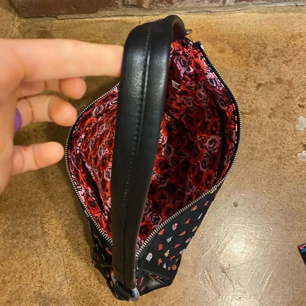 Vera Bradley Vivian Hobo Bag in‎ Black and Red Havana Dots cotton print